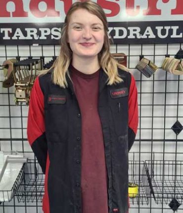 Lindsey Tarp Specialist